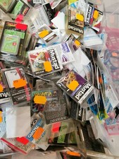 10 confezioni ami da pesca non legati vari produttori colorati misti rimanenze