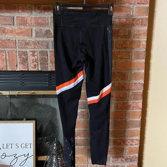 sweaty-betty zero gravity 7/8 run glitch pattern leggings
