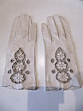 Vintage Capretto Lavabile Bone White Cutout Gloves, Size 42 or 6 1/2. Italy.