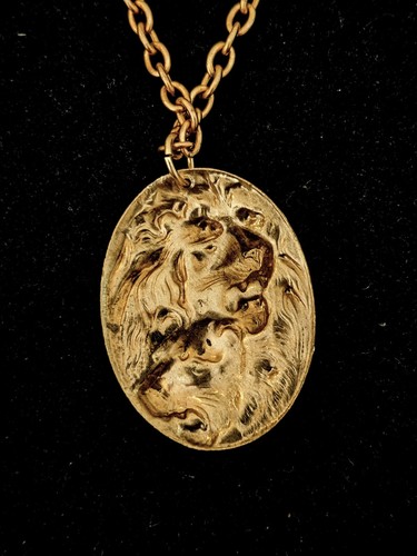 Vintage Lion & lioness Rhinestones Eyes Pendant Necklace - Picture 4 of 4