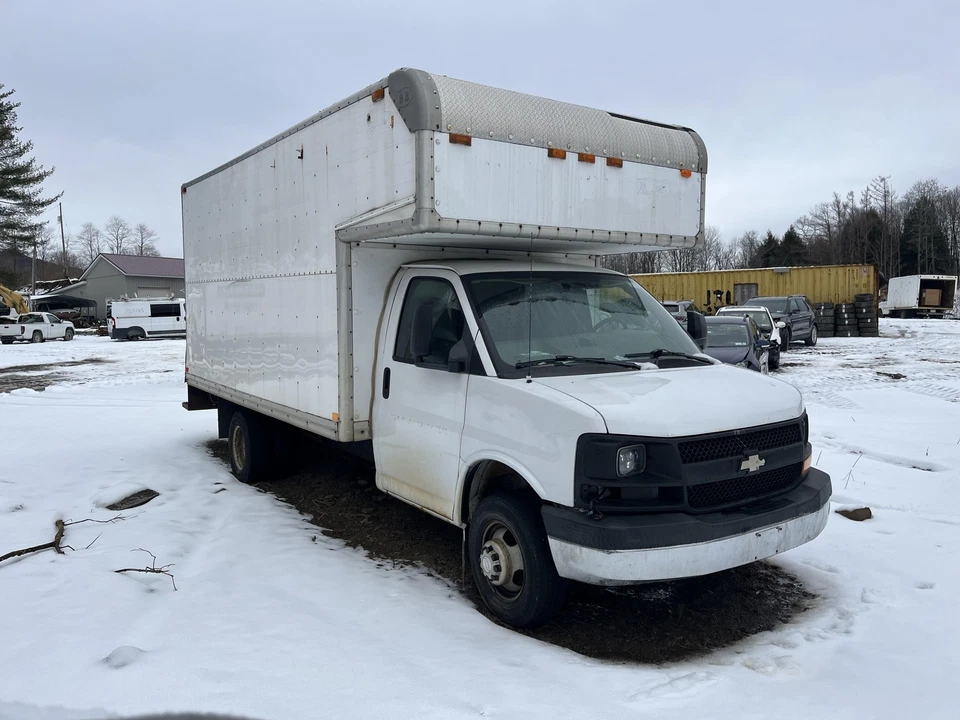 07 CHEVY EXPRESS 3500 4.10 10.5 ring gear Rear Axle Assy (SEE DESCRIPTION) Foto 3 de 4