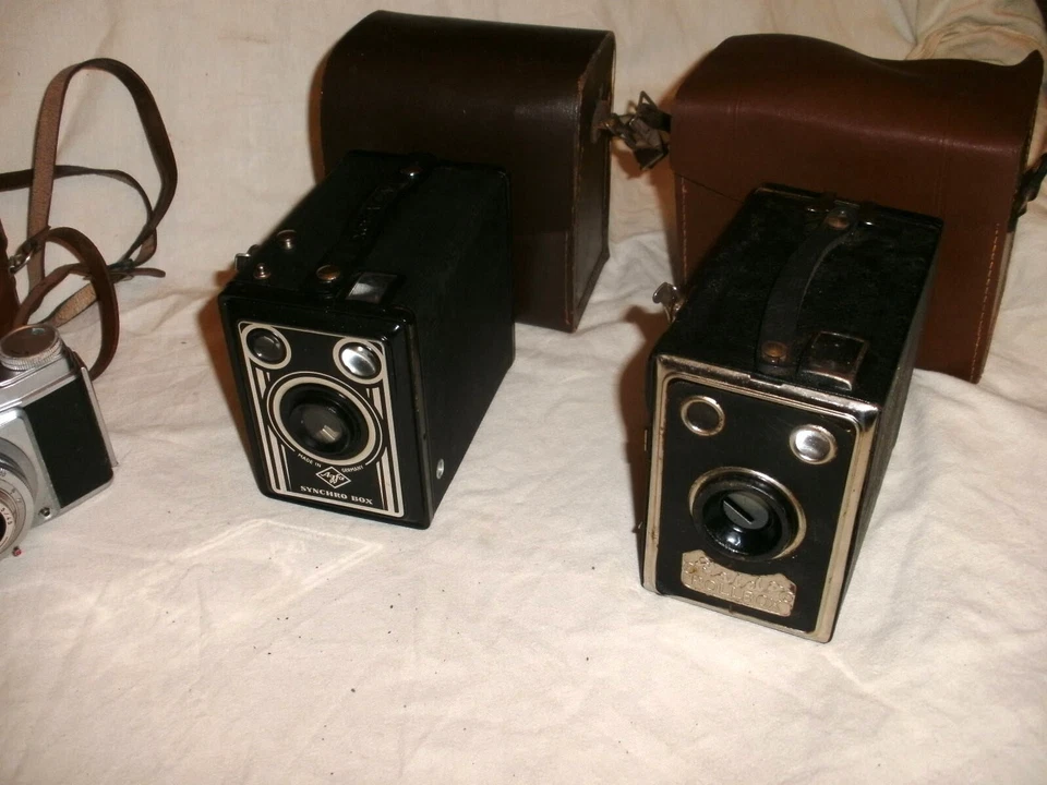 Agfa Pronto, Agfa Synchro Box, Baldo Rollbox, Kodak Instamatic 220, Konvolut - Bild 2 von 4