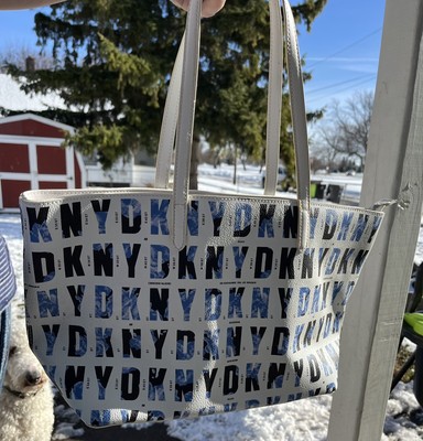 DKNY Handbag (made In Indonesia) Never Used, Champagne Pearl  display picture 2