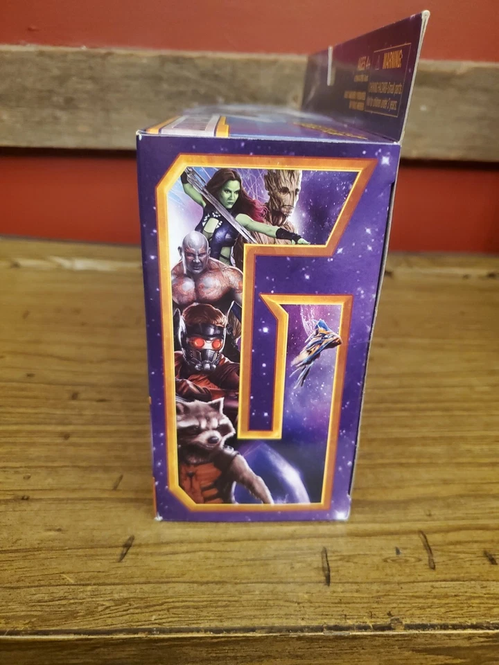 NAVE ESPACIAL GUARDIANS OF THE GALAXY ROCKET RACCOON WARBIRD com FIGURA NOVA EM FOLHA - Imagem 4 de 4