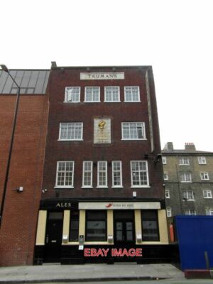 FOTO ST GEORGE THE SIDNEY SMITH DOCK STREET ST GEORGE'S. EHEMALIGE TRUMANS KNEIPE A