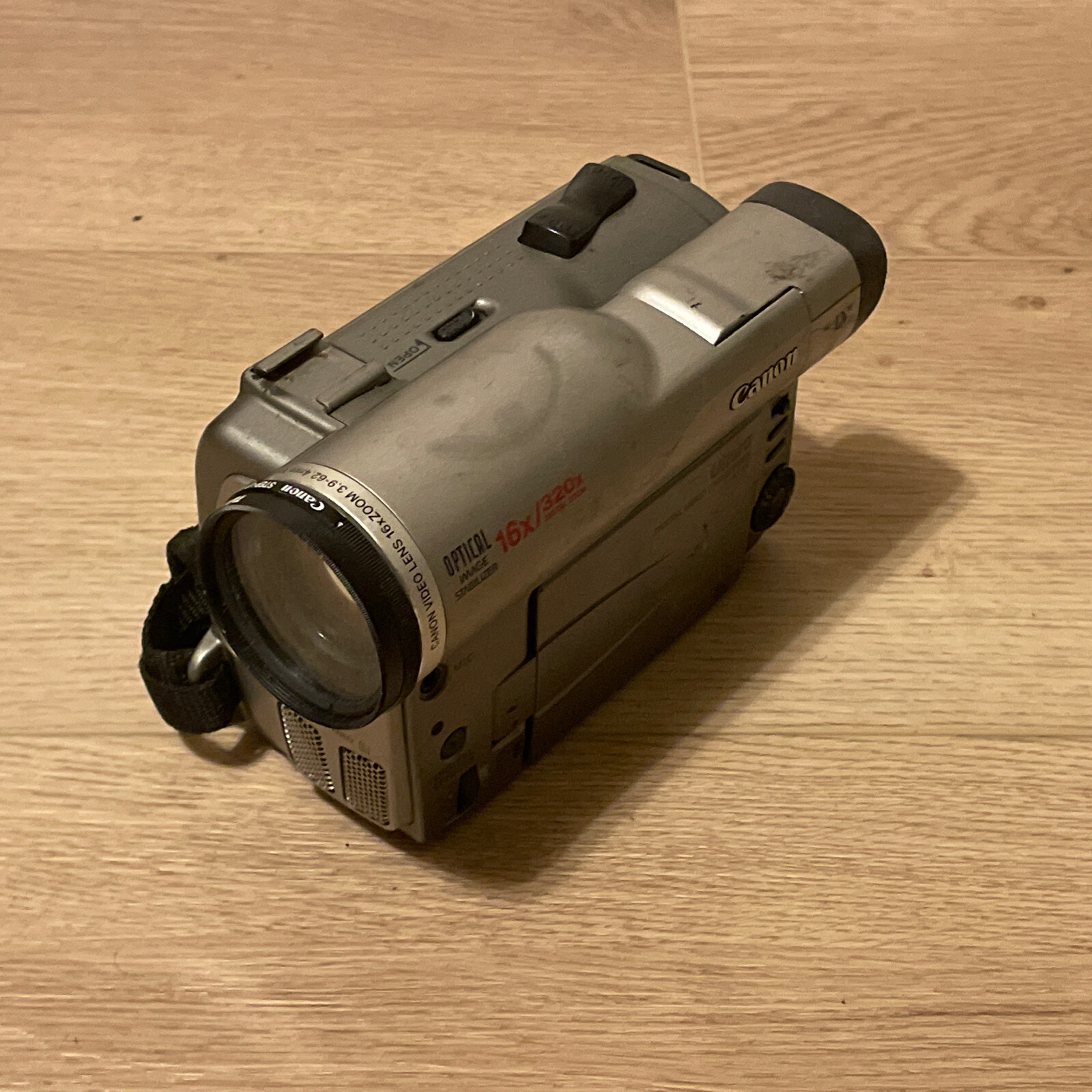 Canon ULTURA A MiniDV Digital Video Camcorder Play Transfer Untested