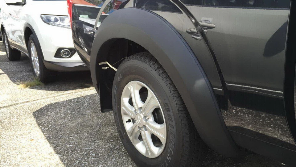 Rueda Fender Flares King Cab 2x2 2 puertas Nissan NP300 Navara apta para 2015 2016-17 Foto 3 de 4