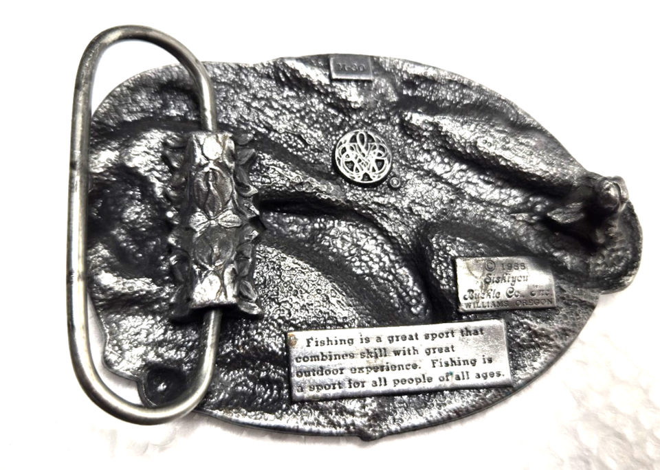 Siskiyou Rather Be Fishing Hitch Cover – Cast Metal Enameled Trailer Hitch Plug