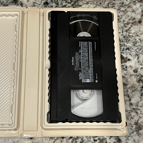Walt Disney Masterpiece Collection Pinocchio VHS Video Tape - Bild 3 von 7