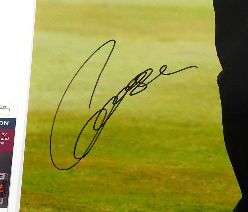 Retief Goosen Signed 16 x 20 Color Photo PGA Golf JSA Auto AR90641 - Image 2 of 3