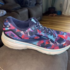 Brooks Women's Ghost 15 Multicolored Sneakers  Size 11