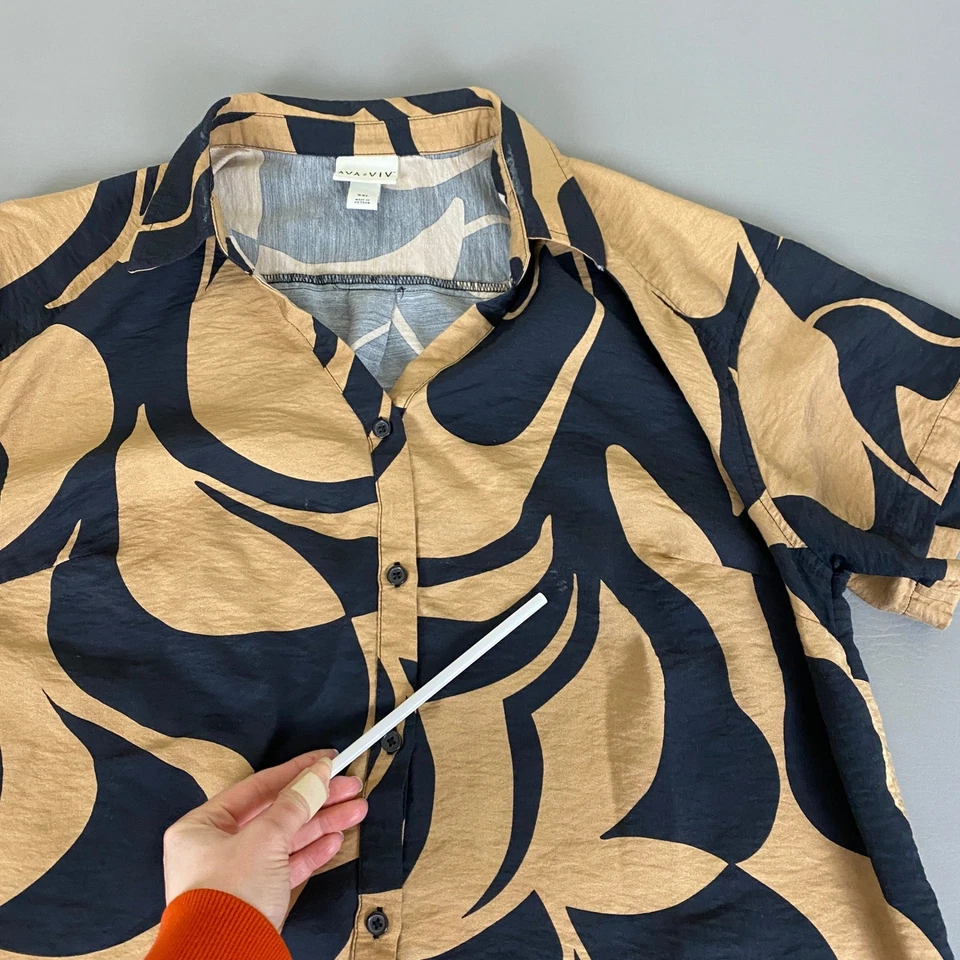 AVA & VIV上衣女式XXL黑色和米色抽象纽扣短袖 — 第 4/4 张图片