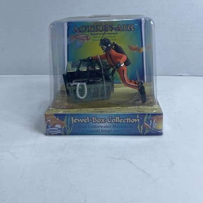 Penn-Plax ORANGE DIVER w/ TREASURE CHEST Action-Air Aquarium Ornament NEW