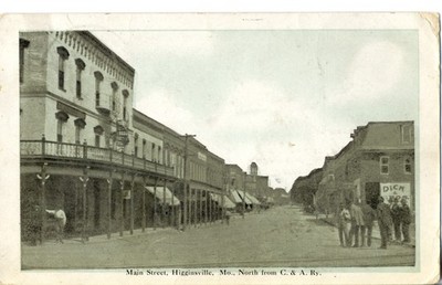 Main St. North from Chicago & Alton Railroad, Higginsville, Mo. Missouri Card