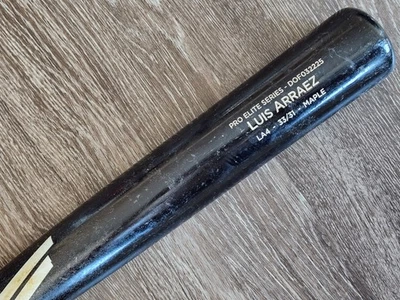 Luis Arraez game used bat 2025 San Diego Padres - Image 1 of 4