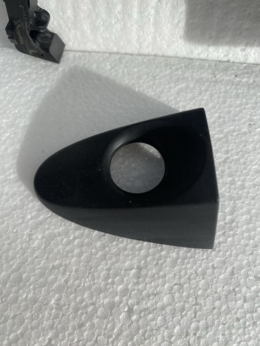 MANIJA PUERTA LADO CONDUCTOR FORD FIESTA MK7 2014 SIN PINTAR NEGRA - Imagen 2 de 6