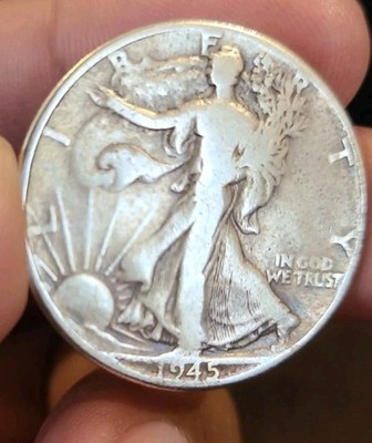 1945 50C Walking Liberty Half Dollar