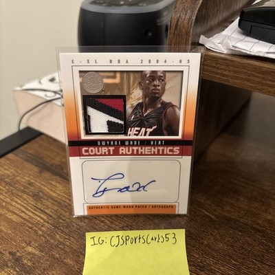 2004-05 Court Authentics Patch/Auto Dwyane Wade 3/3 jersey number