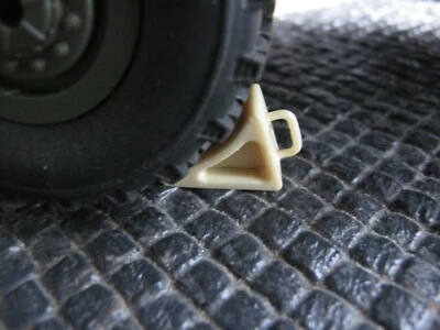 DIORAMAFREAK Unterlegkeil Bremskeil LKW Truck Anhänger Bruder Zubehör Maßstab 1/16 1/14