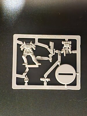 Target Games Bauhaus Militia with Rifle