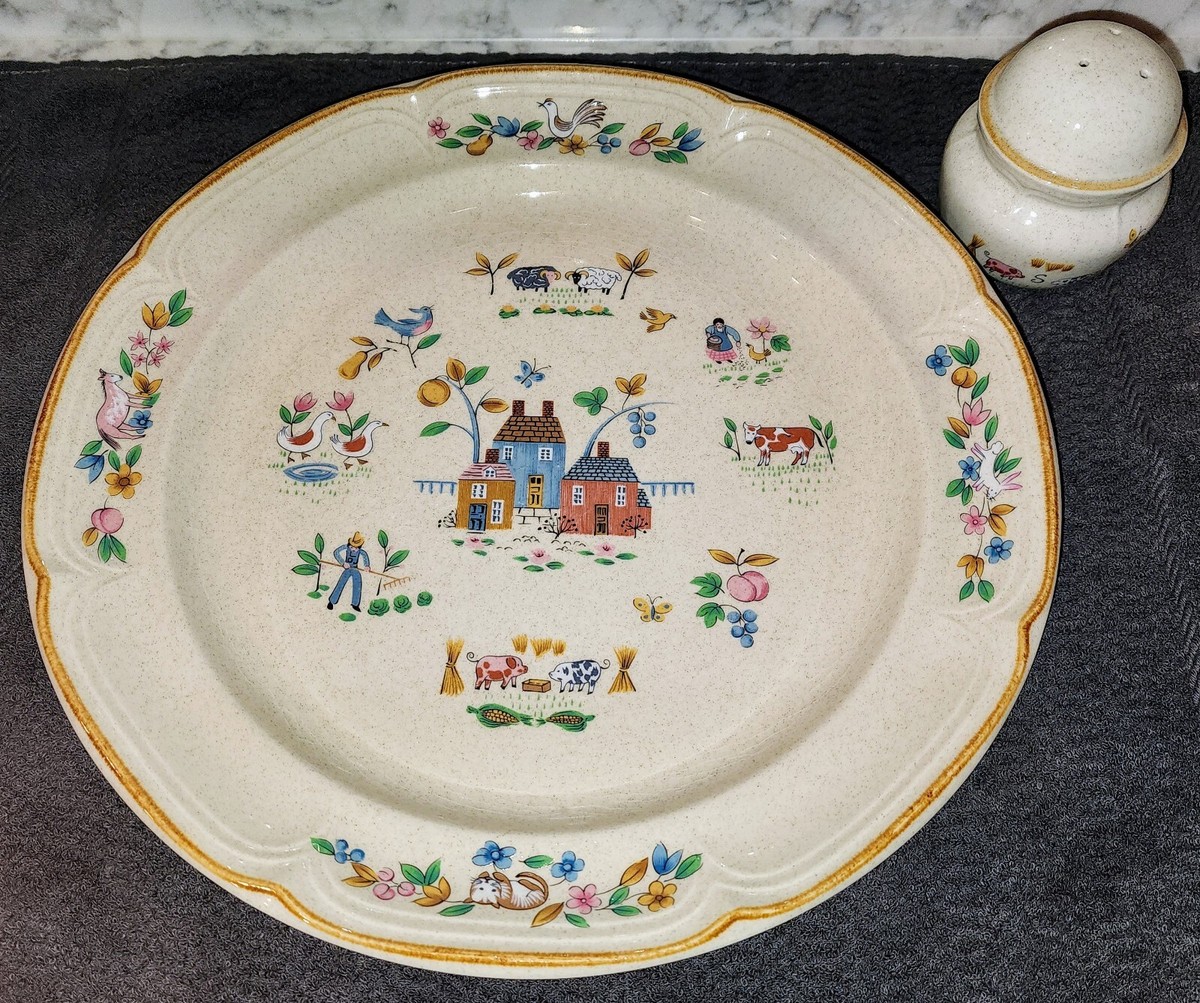 International Heartland 7774 Stoneware Large 12