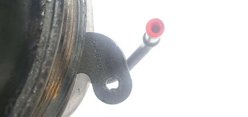 Bomba de dirección asistida tracción trasera PN 15134701 OEM 2001 2006 Chevrolet Silverado 3500 Foto 2 de 4