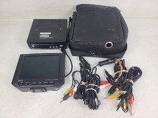 Reproductor de MP3 Qwestar para automóvil DVD CD CDRW montable 7" con juego de monitor a color (PROBADO)