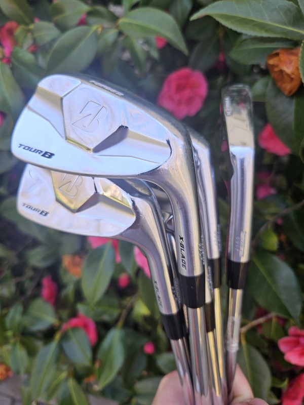 Exceptional Set Of 2017 Bridgestone Tour B Blades Endo Forged Irons