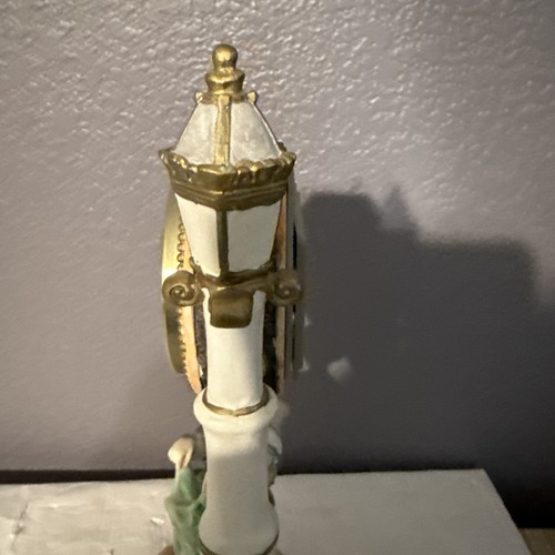 Crosa Lamp Post Clock Street Light, Hobo Searching Trash Vintage Works - Picture 16 of 17