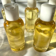 **All Natural Scented Body Oil - Pick your scent**