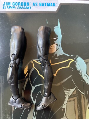 McFarlane DC Multiverse Jim Gordon Batman left & Right LEGS 1/10 Scale Fodder !!