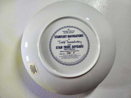 Star Trek plates: Captains, Security, Doctors, Navigators and 2nd in command - Picture 12 of 12