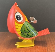 RARE Vtg Tin Litho Wind-up Parrot Bird 2205 made by Yone Japan WORKS