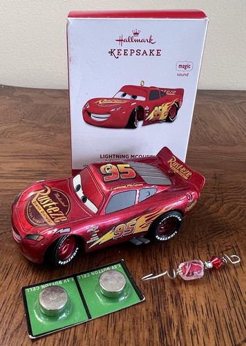 Disney Pixar Cars 3 Hallmark Keepsake Ornament 2017 Lightning McQueen 06295 - Picture 2 of 6