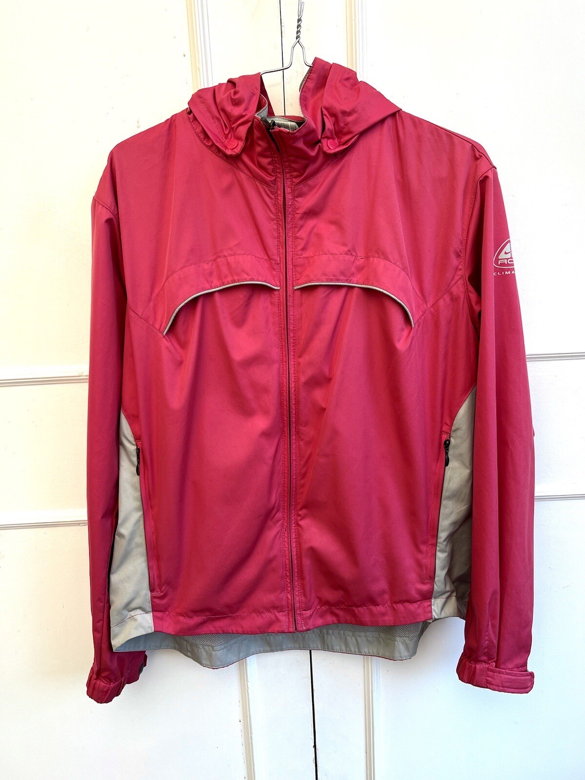 SACAI X NIKE Nike ACG 3 Clima Fit Giacca Rosa con Cappuccio e Zip TAGLIA M