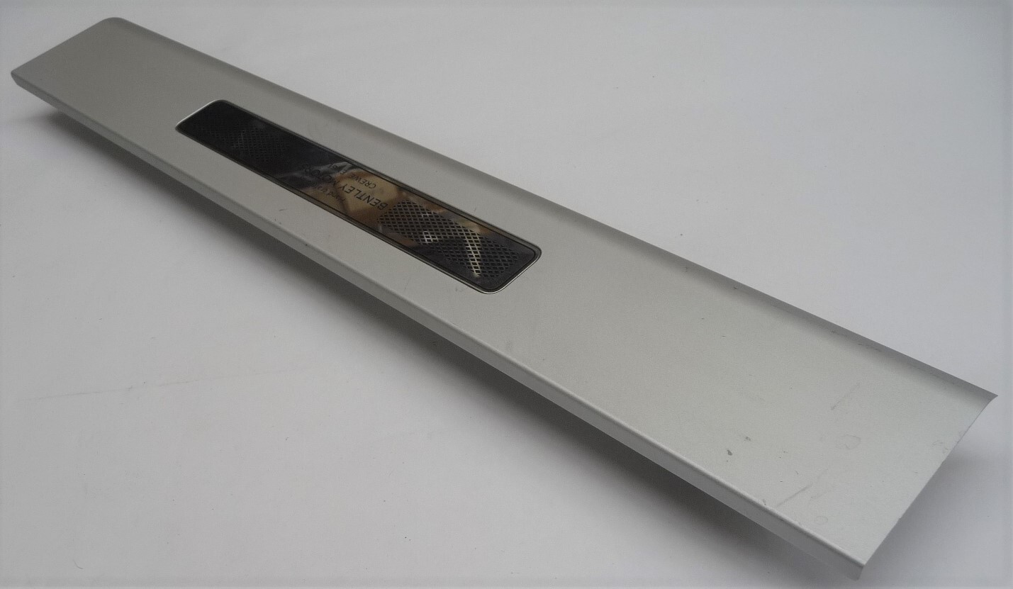 2019-2021 Bentley Flying Spur Sill Trim Strip 3SE862431C OEM A1