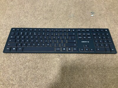 CHERRY DW 9000 SLIM Tastatur & Maus Set – Kabellos, Bluetooth & 2,4 GHz, Leise, Wiederaufladbar