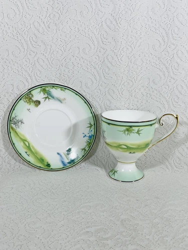 Vintage Hand Painted Scenery Footed Gold Rim Tea Cup Saucer Coffee Mug Green