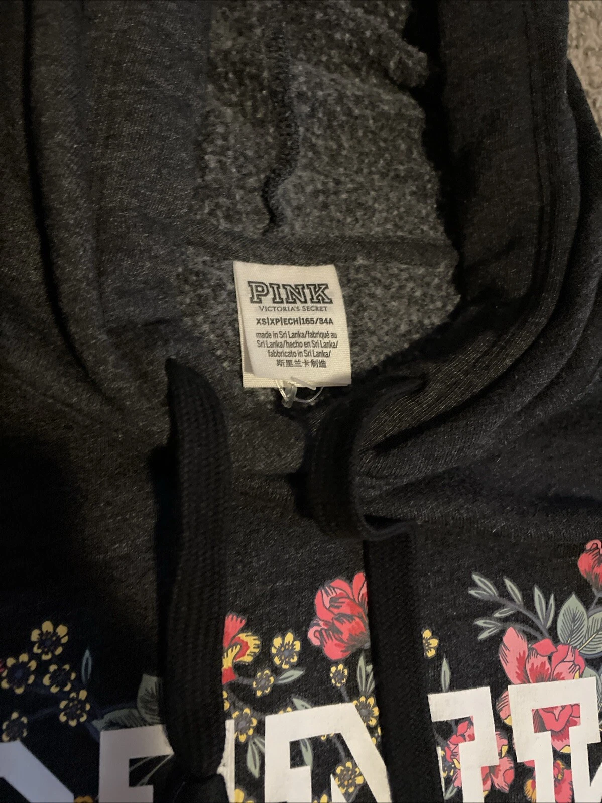 UNDERCOVER Felpa con cappuccio Victoria Secret XS rosa floreale pullover felpa usata in ottime condizioni grigio scuro donna A5