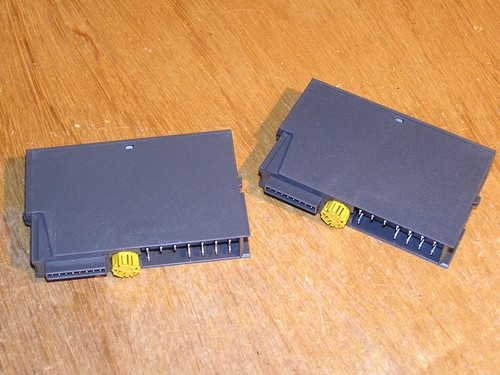 Unused - Lot 2x Siemens 6ES7132-4HB12-0AB0 E:01 ET200S 2 DQ relay w/o box - Picture 6 of 6