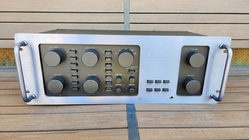Carver C-4000 Sonic Holography Autocorrelation Preamplifier