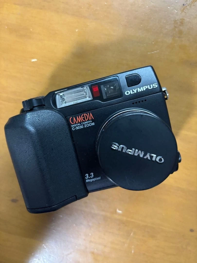 OLYMPUS CAMEDIA C-3030 Zoom Compact Digital Camera Tested Working