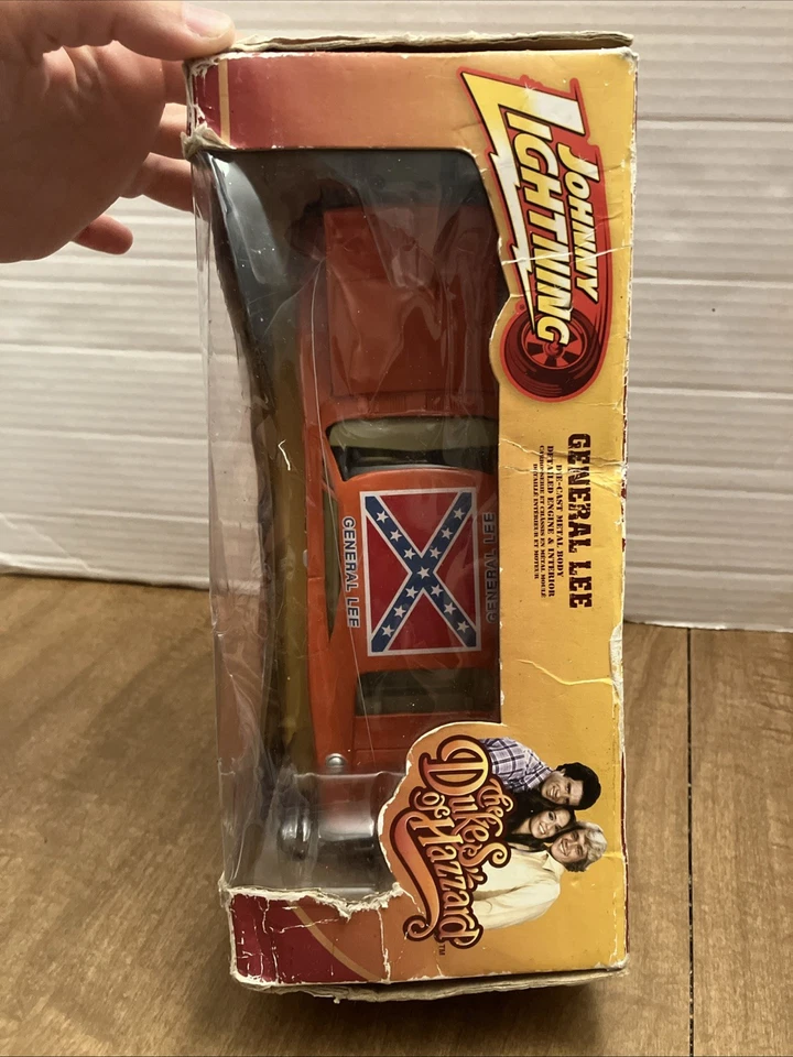 Dukes of Hazzard 1/25 General Lee 1969 Dodge Charger Johnny Lightning Diecast - Image 4 of 4