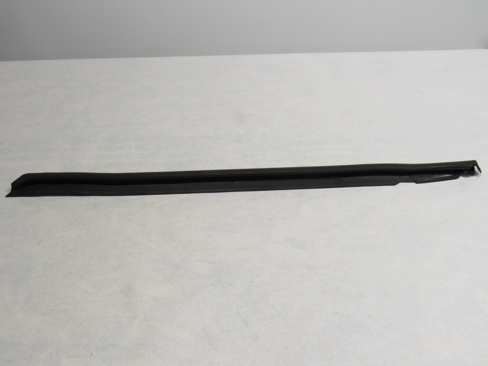 17-20 Mclaren 720S 720 2020 Right Passenger Door Weather Strip Seal #3