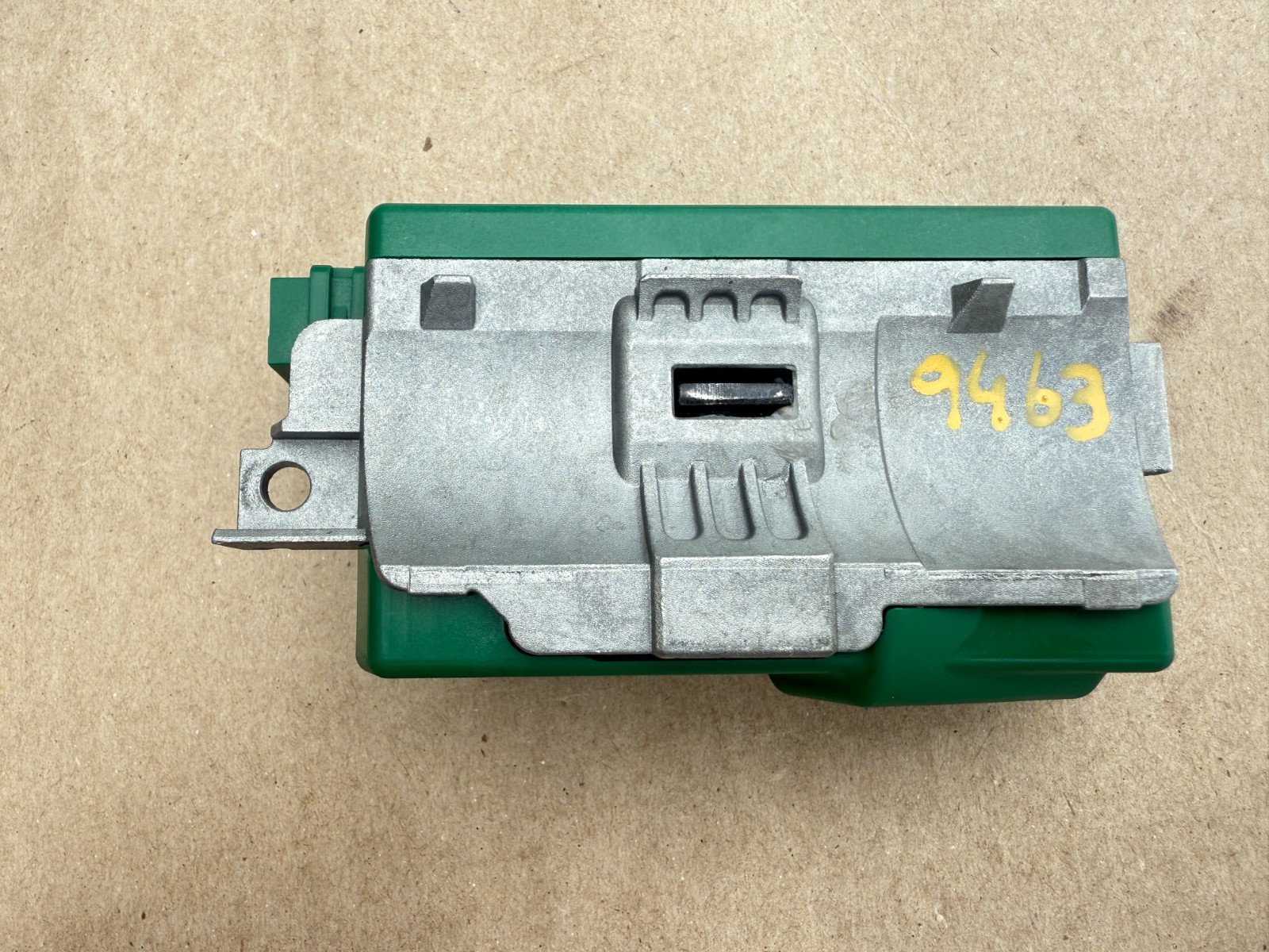 2014-2019 MASERATI Ghibli STEERING COLUMN CONTROL MODULE OEM 670003653