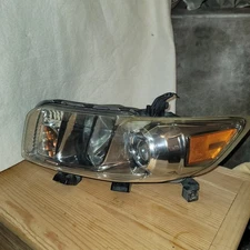 2008-2010 SCION XB FRONT LEFT DRIVER HEADLIGHT HEADLAMP HALOGEN ASSEMBLY OEM