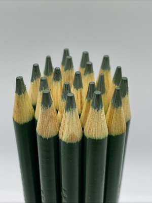 (20) Crayola Colored Pencils  (olive) BULK