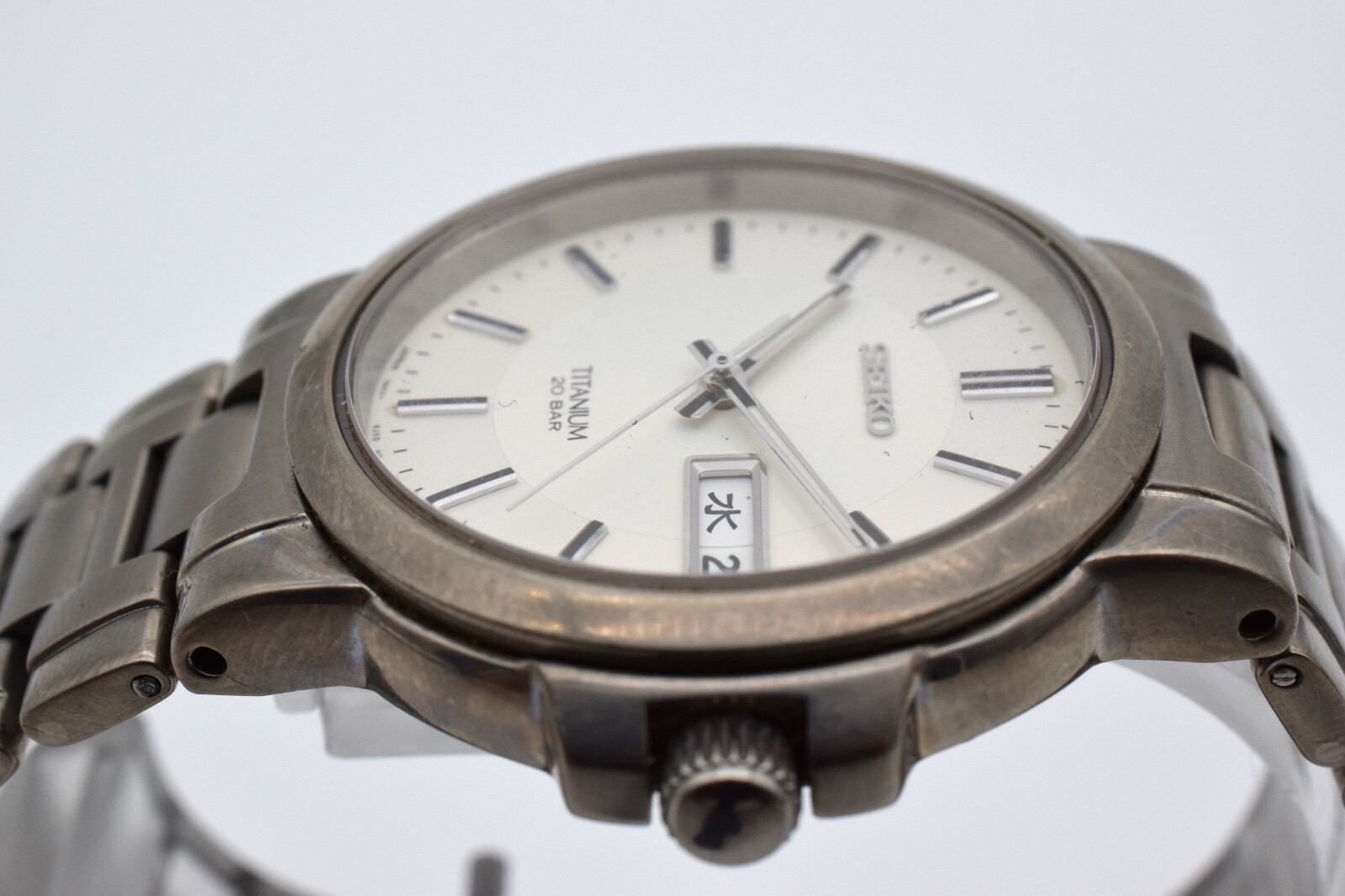 seiko titanium 20 bar