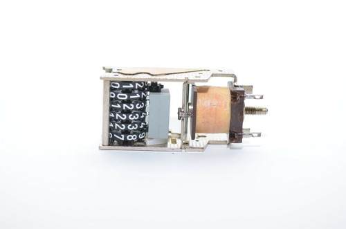 Elektromechanisches Zählwerk von Hengstler, 12 Volt / 125 Ohm, 6-stellig, NOS - Picture 3 of 8