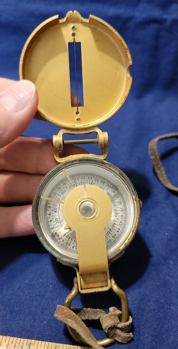 Original WW2 Compass Superior Magneto Corp Gold Toned Works